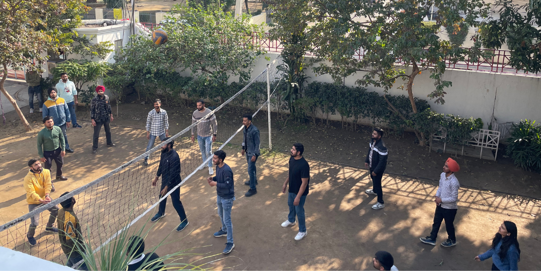 outdoor activities ln webworks valleyball